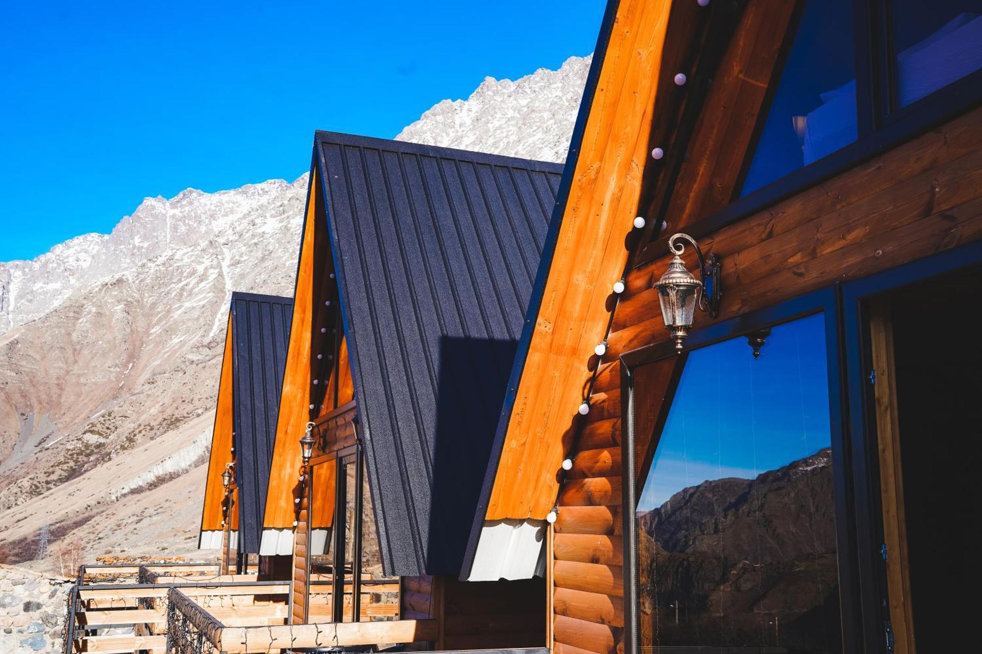 Restart Cottages In Kazbegi Eksteriør bilde